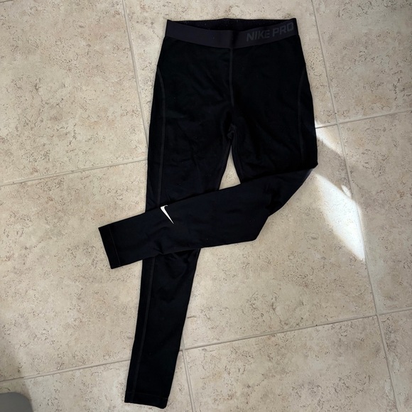 Nike Pants - Nike Black Classic Leggings with White Swoosh Lounge Athletic